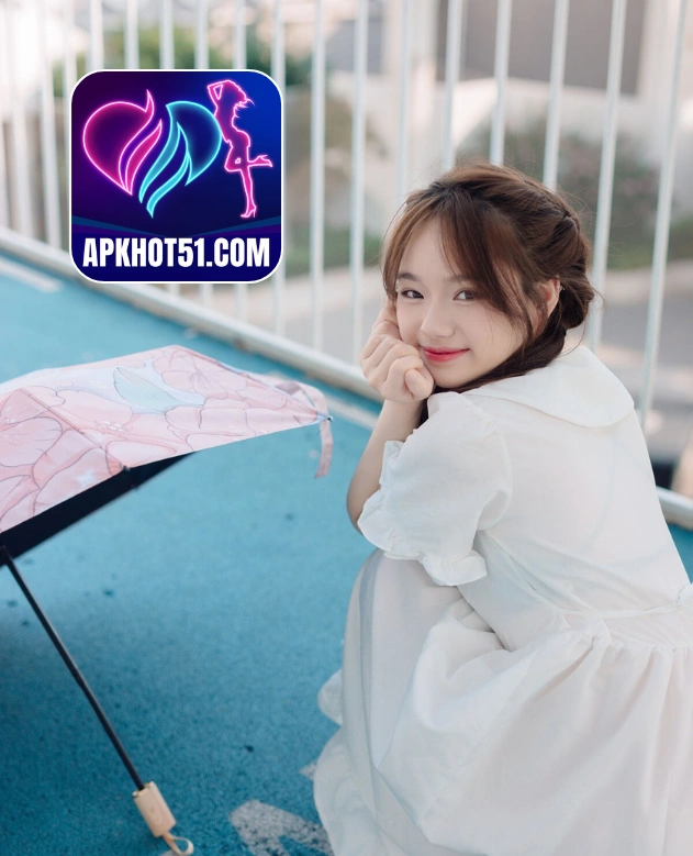 Naomi Norton-APKHOT51.COM